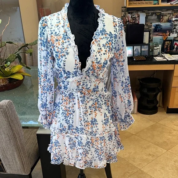 Elegant Floral Long Sleeve Dress - Picture 1 of 4